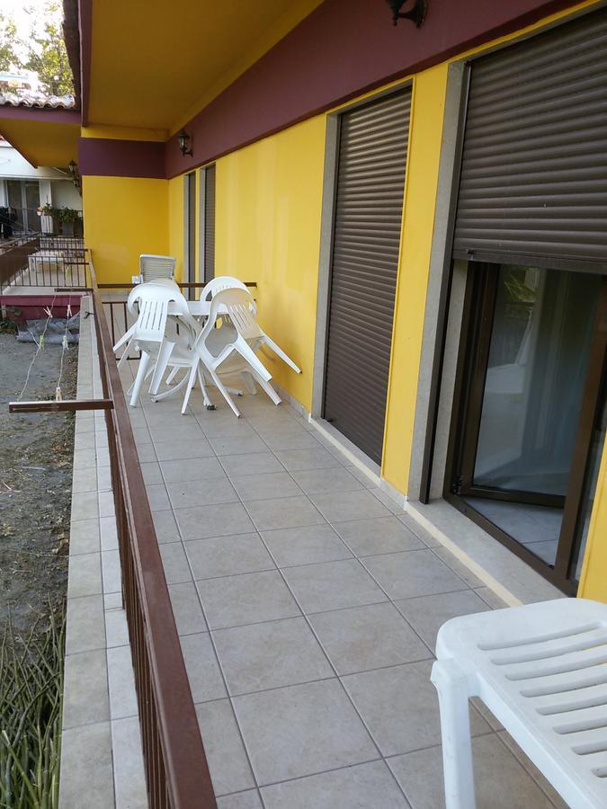 Villa Maria Apartments Polychrono Exterior foto