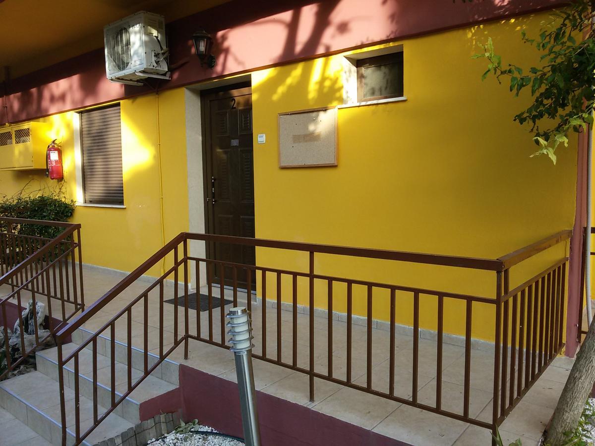 Villa Maria Apartments Polychrono Exterior foto